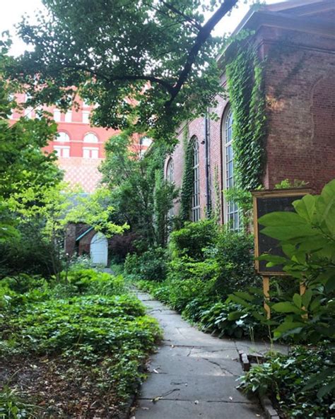 10 Stunning Secret Gardens Hidden In New York City Secret Nyc
