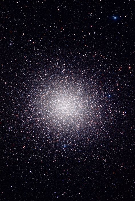 Apod 2002 April 16 Millions Of Stars In Omega Centauri
