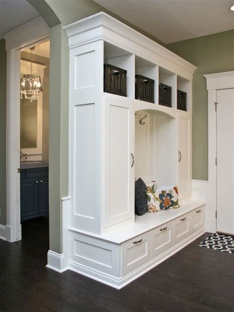 By katie bandurski and jessica bennett. 32 Small Mudroom And Entryway Storage Ideas - Shelterness