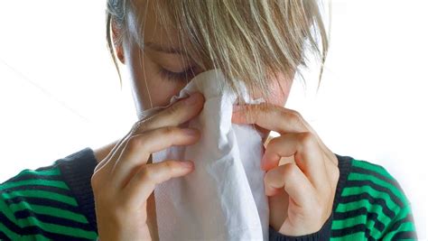 Seasonal Allergies Or Covid 19 Doctor Explains Different Symptoms
