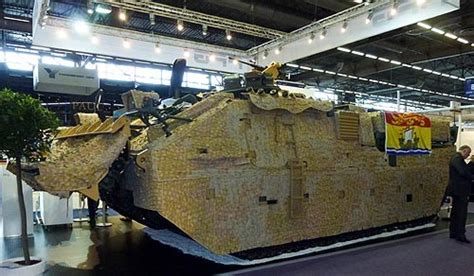 It can be fitted with various modules, for cargo carrying, medical use, troop transport, and so on. Eurosatory: Wisent 2 dla Kanady - Altair Agencja Lotnicza