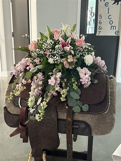 Funeral and Sympathy Pieces – Persnickety Flowers