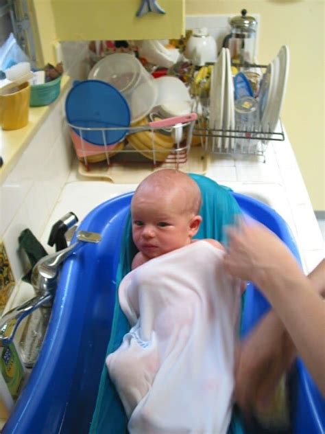 Ideal for a newborn, these infant bathtubs are smaller and fit inside or over a kitchen sink. Bathing a baby in the Kitchen sink: Is it safe? - Baby ...