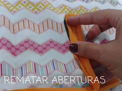 Las hojas con forma de lanza tienen márgenes bien definidos y una estructura muy plana, lo que hace que sean sencillas de dibujar. McsDIY Capa de Calabaza - HANDBOX