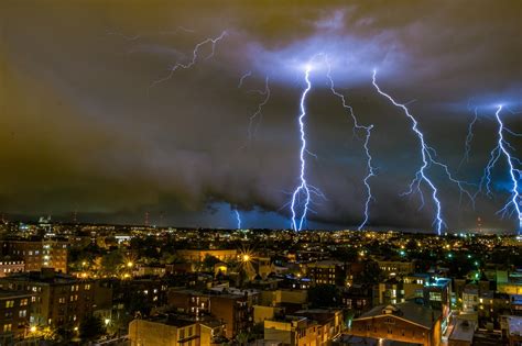 Theres A New World Record For Longest Lightning Strike — Nearly 200