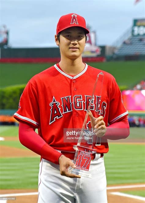 Shohei Ohtani Laa Rookie Of The Month For April 2018 May 11 2018