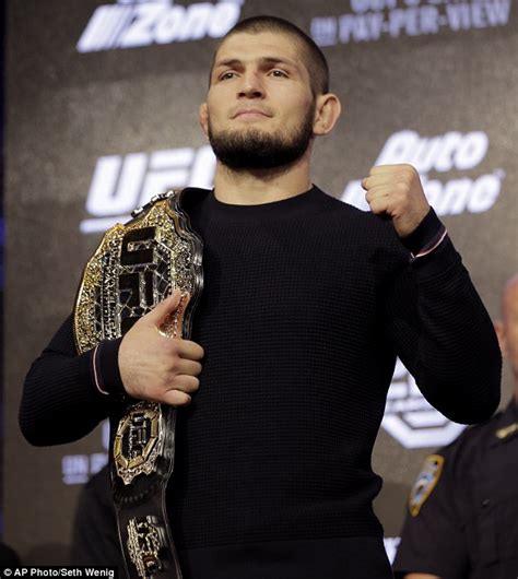 Mcgregor reacciona a su manera a la retirada de khabib: Who is Khabib Nurmagomedov? UFC star revealed ahead of ...