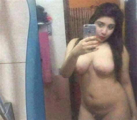 Hot Bangla College Girl Ki Leaked Nude Selfies