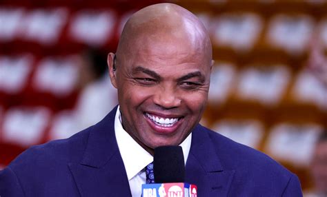 Charles Barkley Has Lost A Ton Of Weight Stuns Fans At The Match Brobible