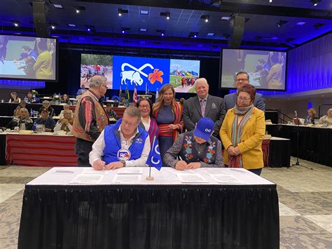 Province Métis Nation Saskatchewan Sign Firearms Safety Agreement