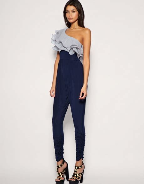 Trova una vasta selezione di tute eleganti donna a prezzi vantaggiosi su ebay. Tute eleganti