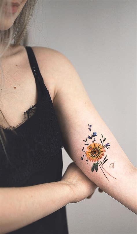 This sunflower tattoo is truly remarkable. Celebrate the Beauty of Nature with these Inspirational Sunflower Tattoos in 2020 | Sunflower ...