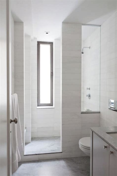 Bathroom Asymmetrical Window Design Ideas Cleo Desain