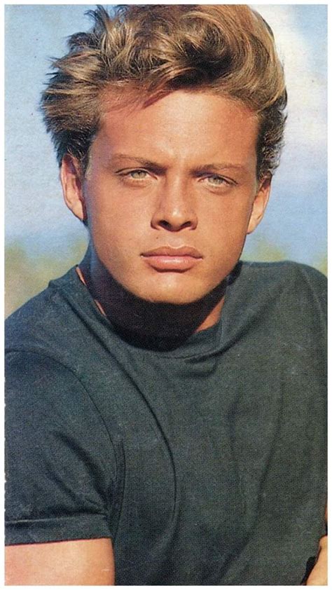 Jun 08, 2021 · conoce a la guapa y joven modelo que es la nueva novia de luis miguel la modelo habría borrado su perfil de redes sociales cuando la noticia se hizo pública. Luis Miguel 20 Años | Luis miguel fotos, Luis miguel vivo ...