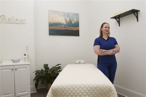 reasonably priced furnished relaxing massage space therapist offices salon suites and medical