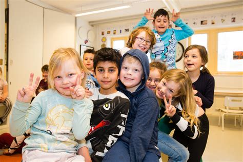 Kvarnsvedens skola är verksam inom grundskolor i borlänge. Pressinbjudan: Eleverna på Erlaskolan i Katrineholm får ...