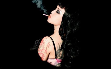 Una chica fumando hd 1440x900 - imagenes - wallpapers ...