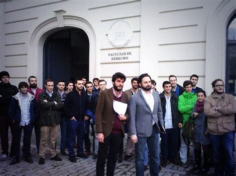 Facultad de derecho universidad de sevilla. La Universidad de Sevilla veta a Santiago Abascal ...