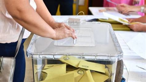 İlk kez oy kullanacak genç seçmen sayısı 14 Mayıs seçimde kaç kişi oy