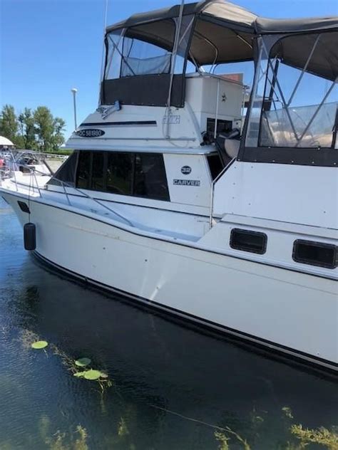 Small power boats with cabins. 1983 Carver 3207 Aft Cabin Power Boat For Sale - www ...
