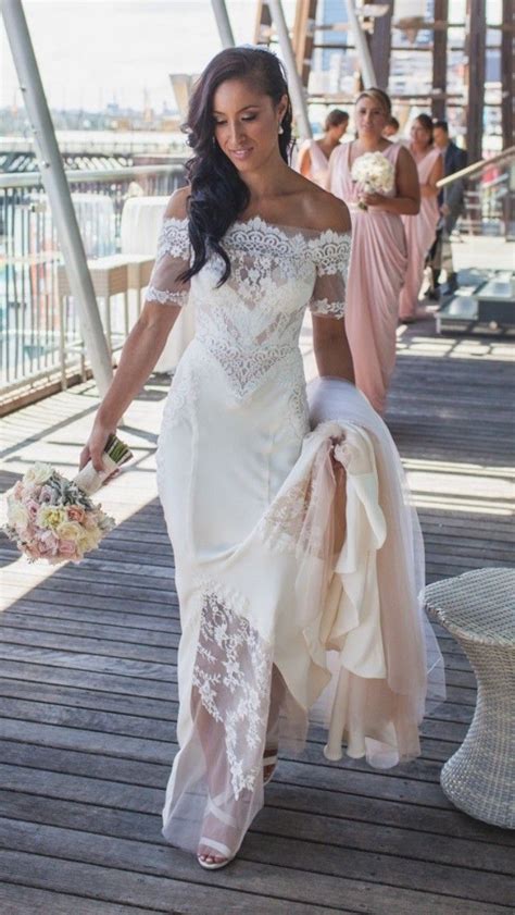 Pallas Couture Amarante Size 6 Second Hand Wedding Dress Still White