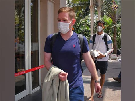 Srh skipper david warner fell early in the chase against kkr. IPL 2021: Skipper Eoin Morgan, Prasidh Krishna, Shubman Gill join KKR camp in Mumbai | english ...