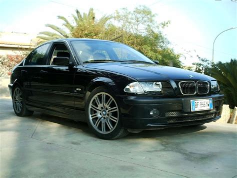 For sale BMW 320i 24V Black