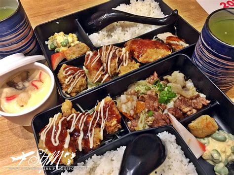 Enjoy over 40 varieties of exclusive sushi dishes for only rm3 per plate! SEDAP RUPANYA SET BENTO SUSHI KING ~ SITI.YANG.MENAIP
