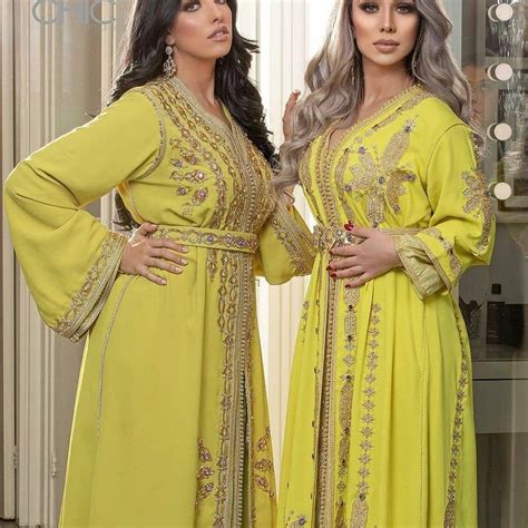 التكشيطة المغربية in 2020 | Abayas fashion, Fashion, Dresses