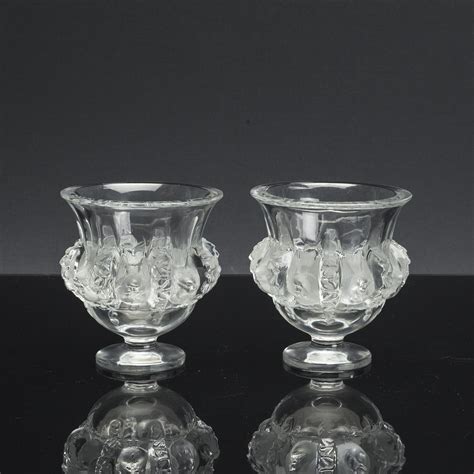 Where can i find the products of lalique? SKÅLAR/VASER, ett par, Lalique glas 1900-talets andra ...