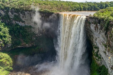 Angel Falls Worlds Highest Waterfall In Venezuela