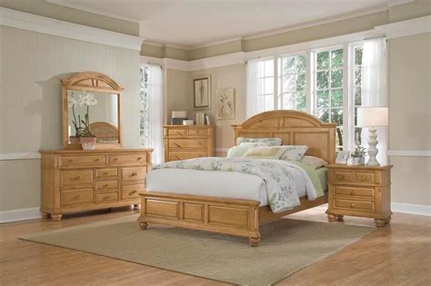 Maybe you would like to learn more about one of these? nice varnished bedroom set (With images) | Rooms to go ...