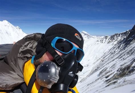 The Inside Story Of Melanie Windridges Everest Ascent Imperial News