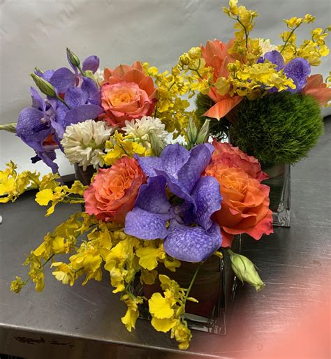 Colorful Mini Floral Arrangements