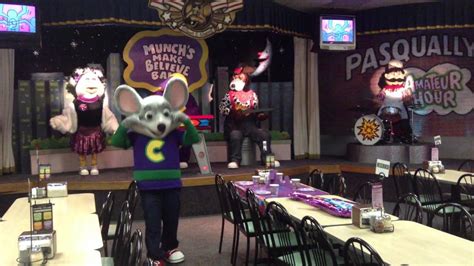 Chuck E Cheeses Head Shoulders Knees And Toes Show Wichita Falls
