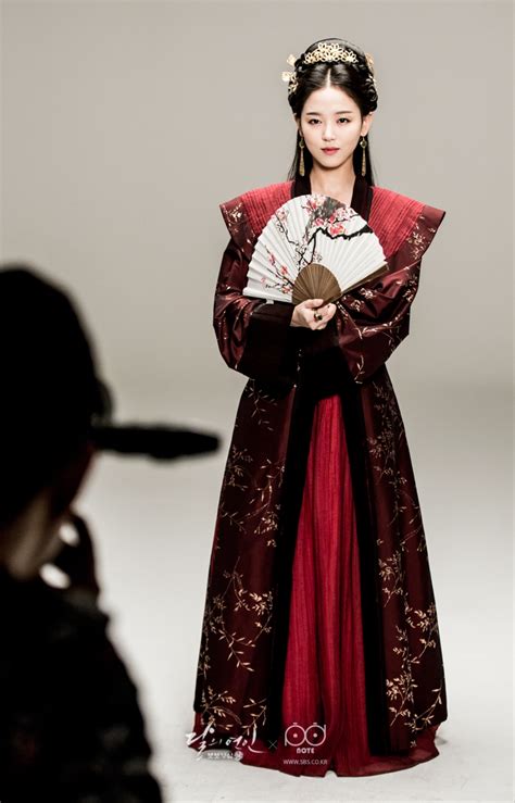 Queen eng sub ep 2 dramabus download online with hd quality free. Kang Han-na/#72647 - Asiachan
