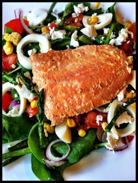 Finally, we get a few nice days of summer weather, just a sign that light food is the way to go. Spice It Up- Salad Topping Ideas | Homemade Salads