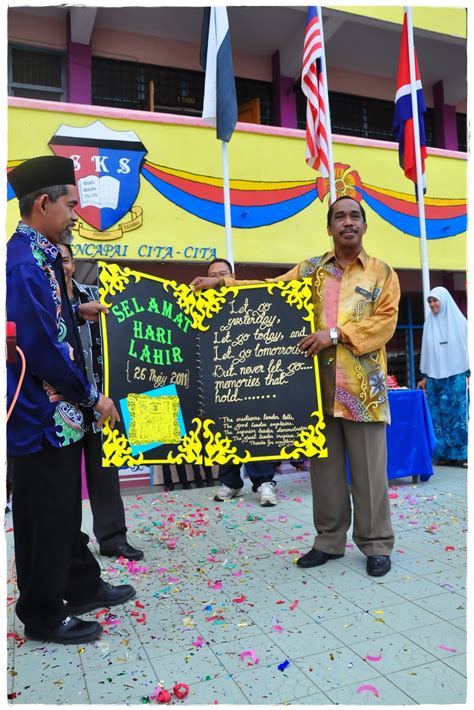 Conver the 2 words happy deepavali to two layers of reading. Ucapan Happy Birthday Yang Panjang - Gambar Mo