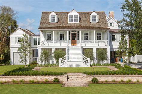 South Carolina Home Styles With Traditional Inspiration