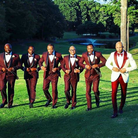 Custom Ivory And Burgundy Jacquard Tuxedo Wedding Suits Groomsmen