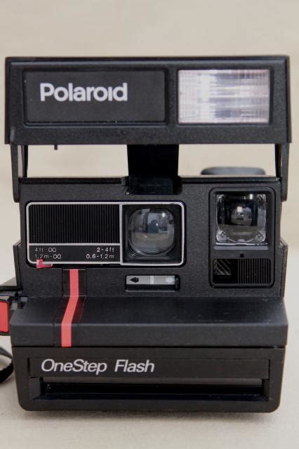 Vintage One Step Flash Polaroid Camera Uk Made Model 600 W Red Stripe