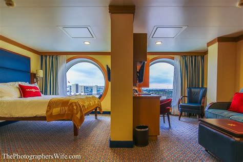 Ship: Dream Stateroom #5522 Room Category: 8A Aft, Mid or Forward