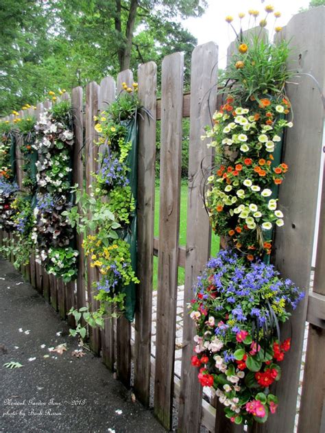 25 Great DIY Ideas To Make Creative Backyard Fences - The ART in LIFE