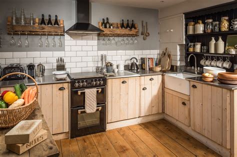 Take a trip to north cornwall with our great selection of luxury cottages. The Wool Shed | Luxury Self-Catering Cottage | Newquay ...