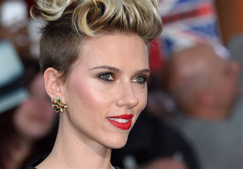 This Is How Scarlett Johansson Gets Her Black Widow Body In Shape