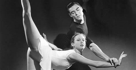 Dance This Week ‘ballerina Swan ’ ‘die Fledermaus’ And The Choreography Of Merce Cunningham