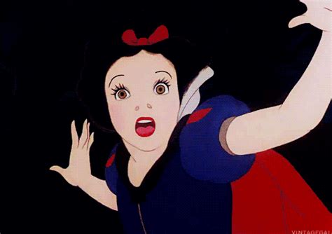 An Animated Image Of Snow White From Disney