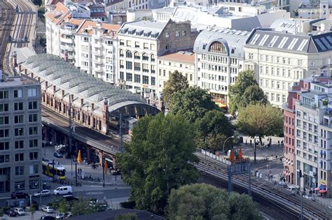 This is our guests' favourite part of berlin, according to independent reviews. Blick vom Park Inn, Berlin Alexanderplatz #Hackescher ...