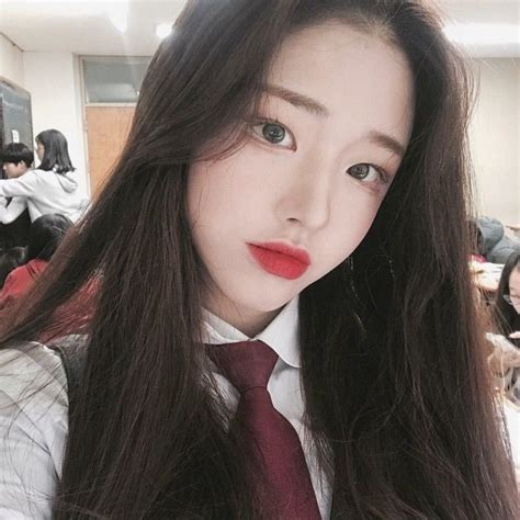 korean girl fashion how to pose cute korean face claims ulzzang girl aesthetic girl school
