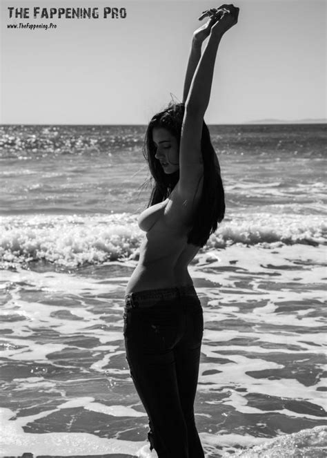 Sarah Curr Nude Model From Laguna Beach 22 Photos The Fappening